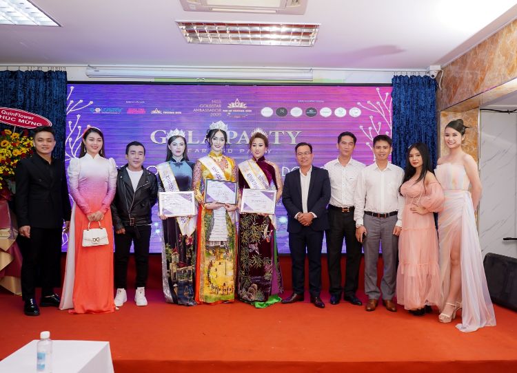 Chúc Mừng Nguyễn Thị Thu Hà 1