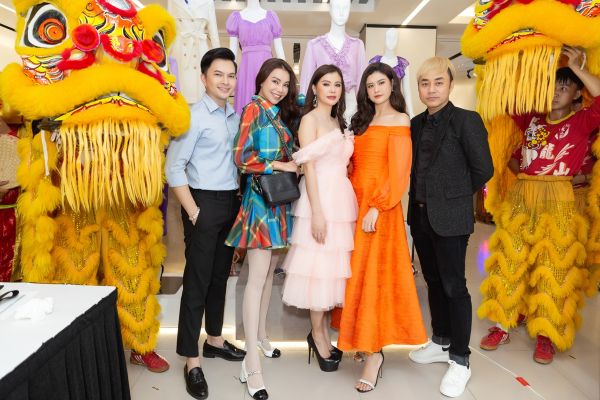 Hoa Khoi Tra Ngoc Hang 1611150033