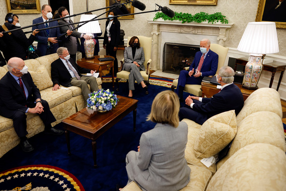 2021 02 11t153849z198969664rc2fql9dq5fvrtrmadp3usa Biden 1613093812806225326660 1