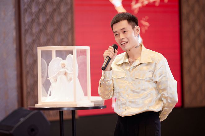 Phanthithuyettrinhtop8nationalcostume10 Ynan 2 1