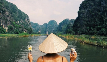 Tour Du Lich Ninh Binh 1n Chua Tam Chuc Trang An Chi 850000 Dong Khach Ivivu 4 370x215 1