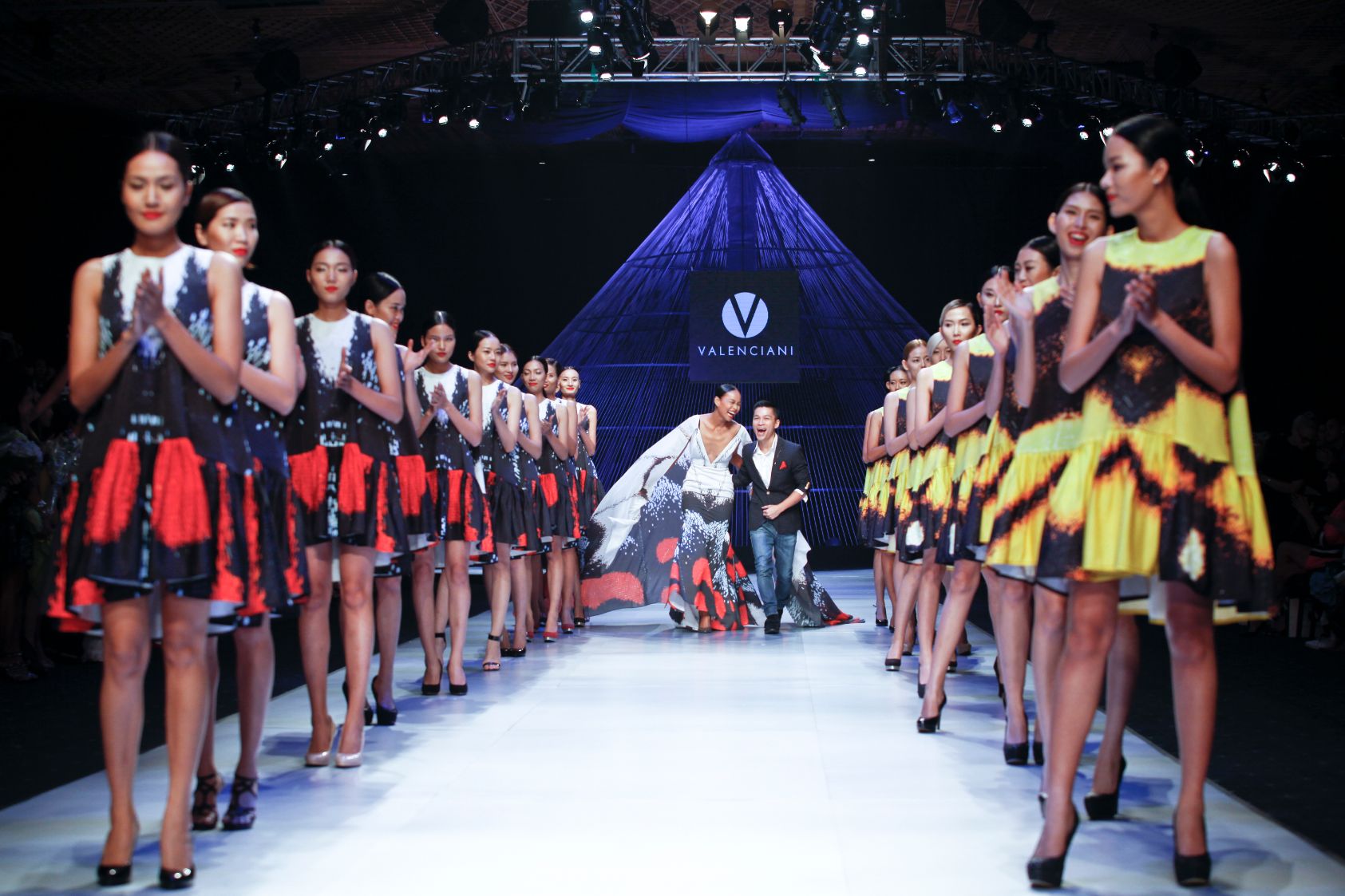 2. Ntk Adrian Anh Tuan Trinh Lang Bst Butterfly Effect Tai Vifw Fw2014 2 1
