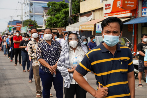 2021 04 22t072144z250416903rc2v0n9222mwrtrmadp3health Coronavirus Cambodia 1619314081297259836313 1