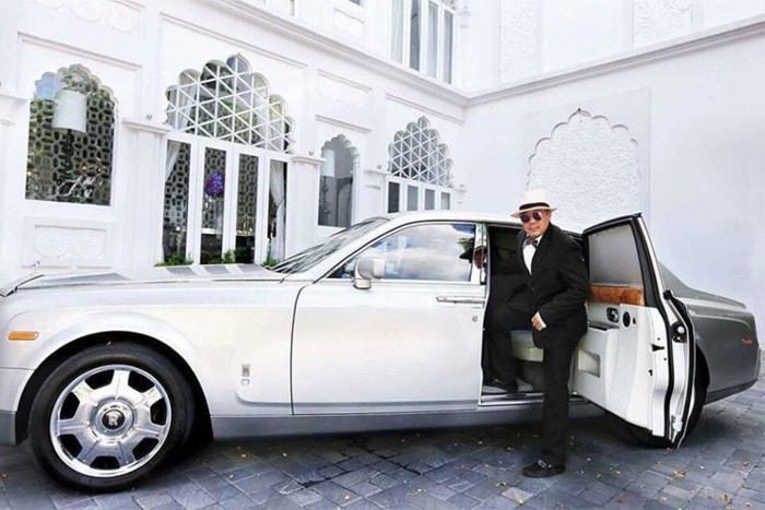 Dinh An Nam Im Khai Silk Ban Ca Sieu Xe Rolls Royce Phantom 1