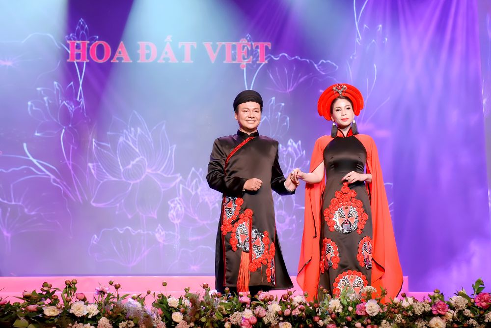 14 2 NTK Việt Hùng mang BST Hoa đất Việt lên sân khấu Hội tụ tinh hoa nghệ thuật Việt