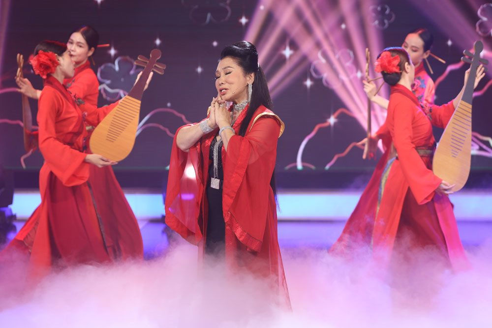 Nsnd Bach Tuyet Trong Vai Thuy Kieu 4 1 1