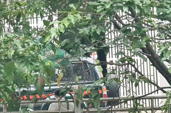 01 Can Bo Cong An Kham Xet Tai Nha Pho Chu Tich Ubnd Tinh Binh Duong Nguyen Thanh Truc Tai Phuong Chanh Nghia Thanh Pho Thu Dau Mot Sang 30 6 16250287035561871715539 1