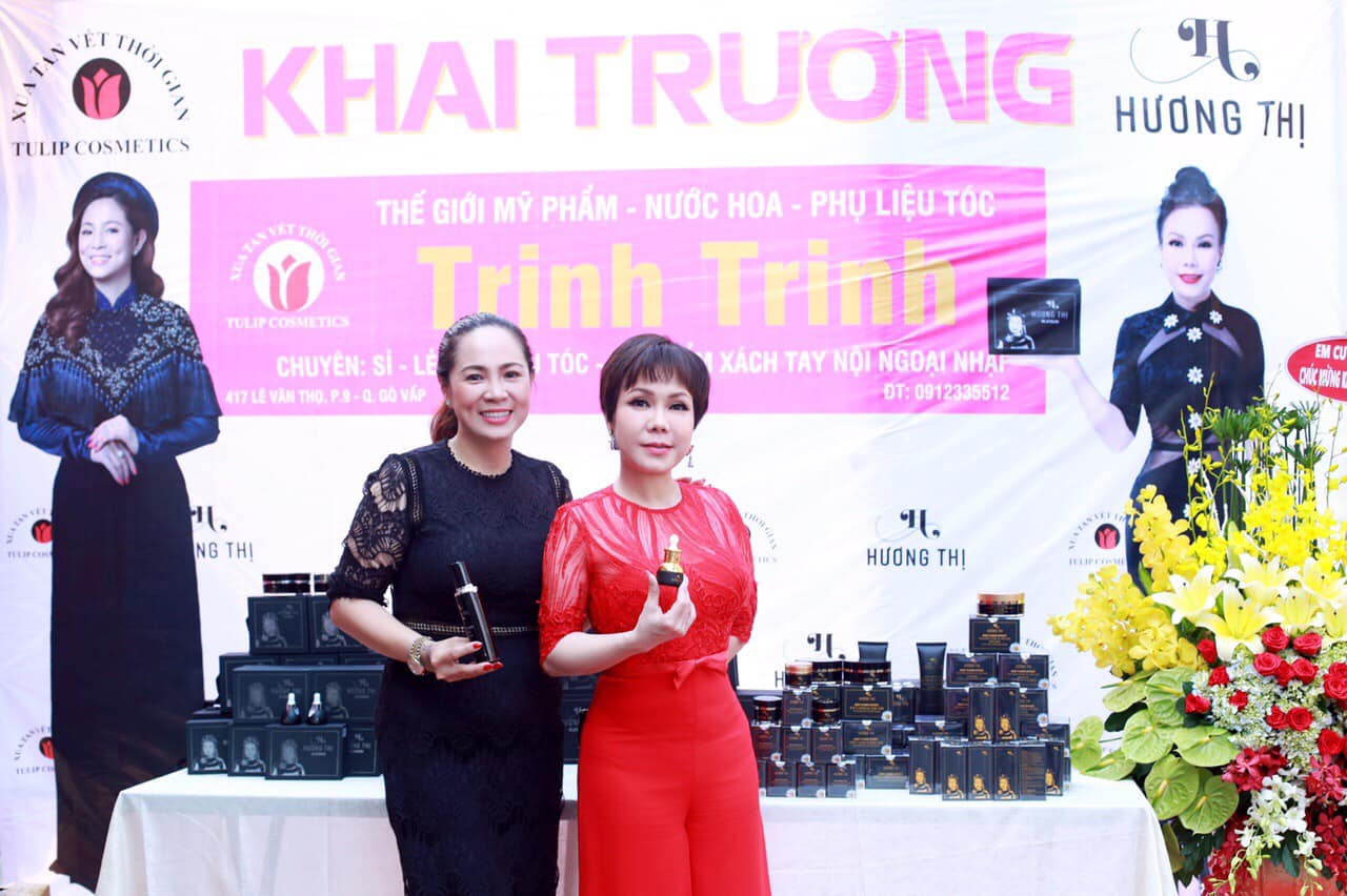 Trinh Phạm Cùng Nghệ Sĩ Việt Hương 1