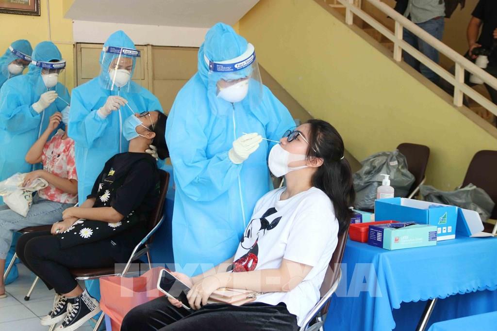 180423 Tp Ho Chi Minh Xet Nghiem Covid 19 Cho Hon 100 000 Giao Vien Thi Sinh Du Ky Thi Tot Nghiep Thpt 1