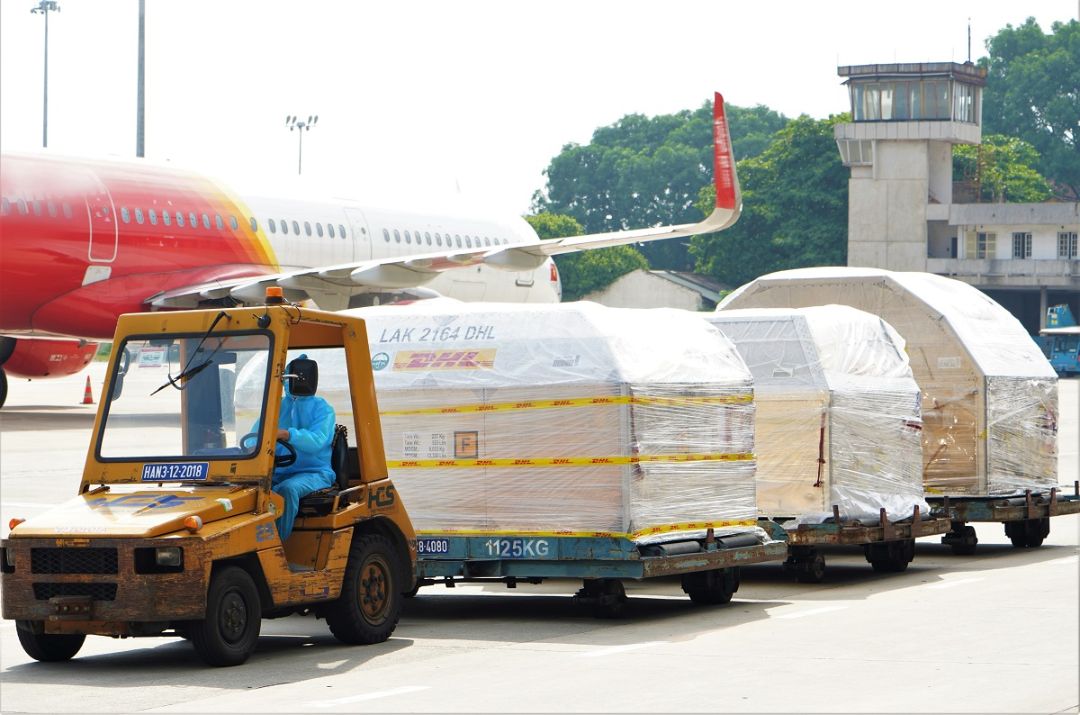 Dhl 02 1