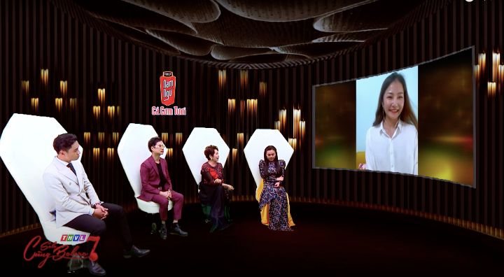 Giao Luu Truc Tuyen Thi Sinh Thuy Trinh 1