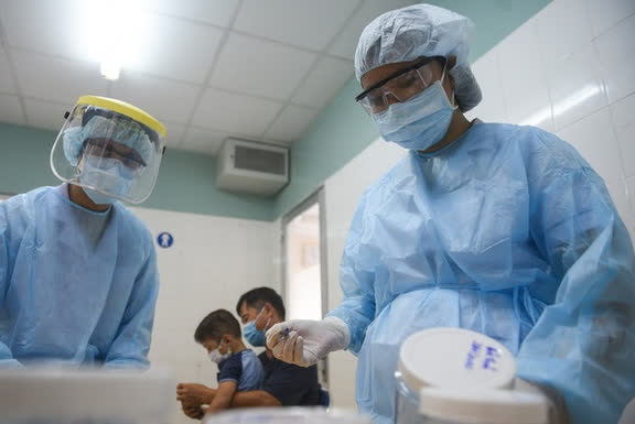 Covidgdxh 16184841204271494988696 1618484155884693338549 1