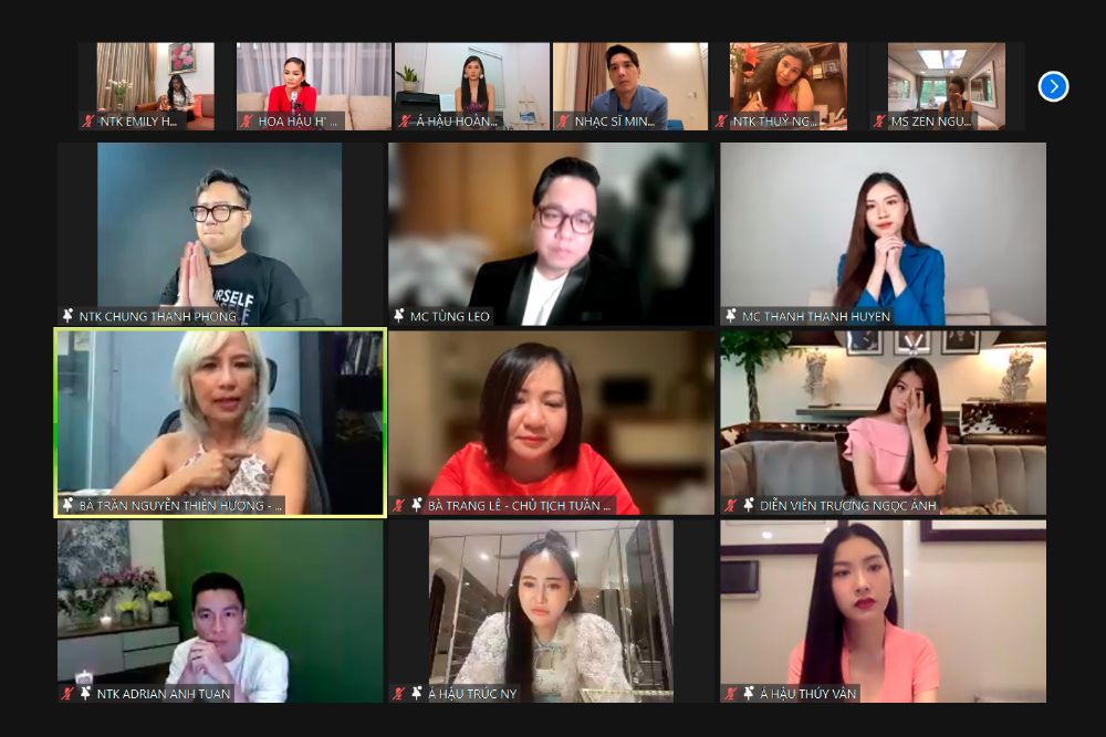 5. Madam Trang Le Va Cac Khach Moi Bat Khoc Khi Nghe Cau Chuyen Tu Tong Bien Tap Tap Chi Harpers Bazaar Tran Nguyen Thien Huong 1