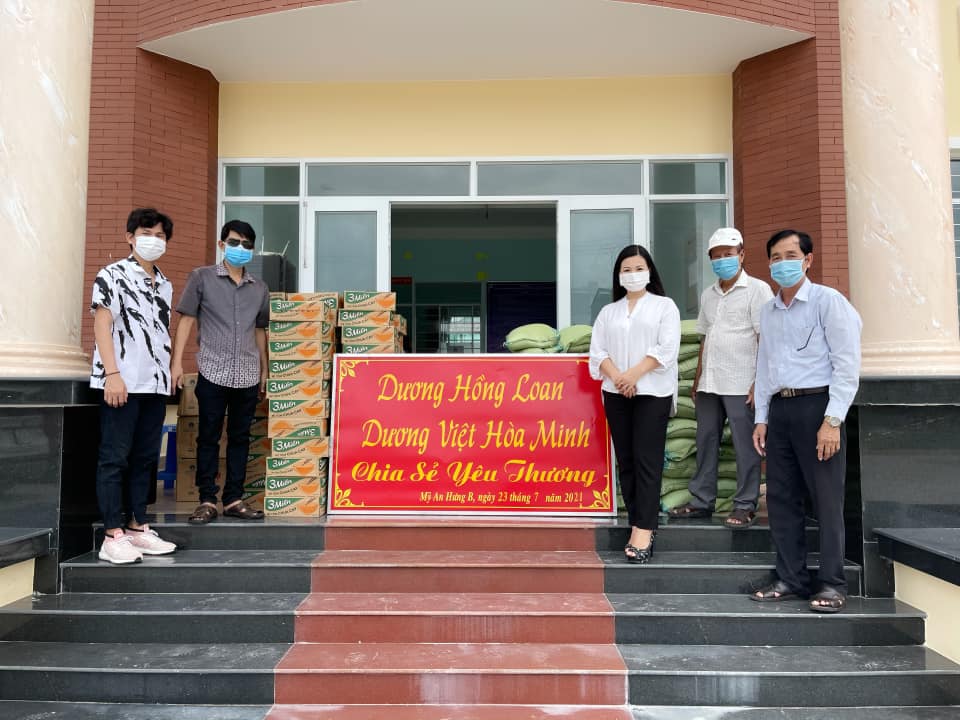 Thien Nguyen Ca Si Duong Hong Loan