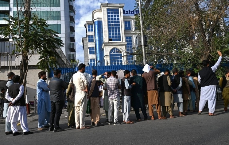 Tinh Hinh Afghanistan Nguoi Dan Thieu Tien Mat Ngan Hang Thanh San Bay Doanh Nghiep Nho Hung Don