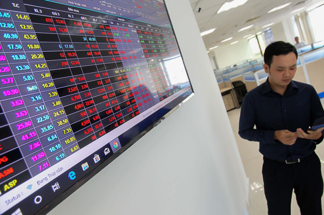 Vn Index 19 8 Giam Diem 16293556126851366569505 1