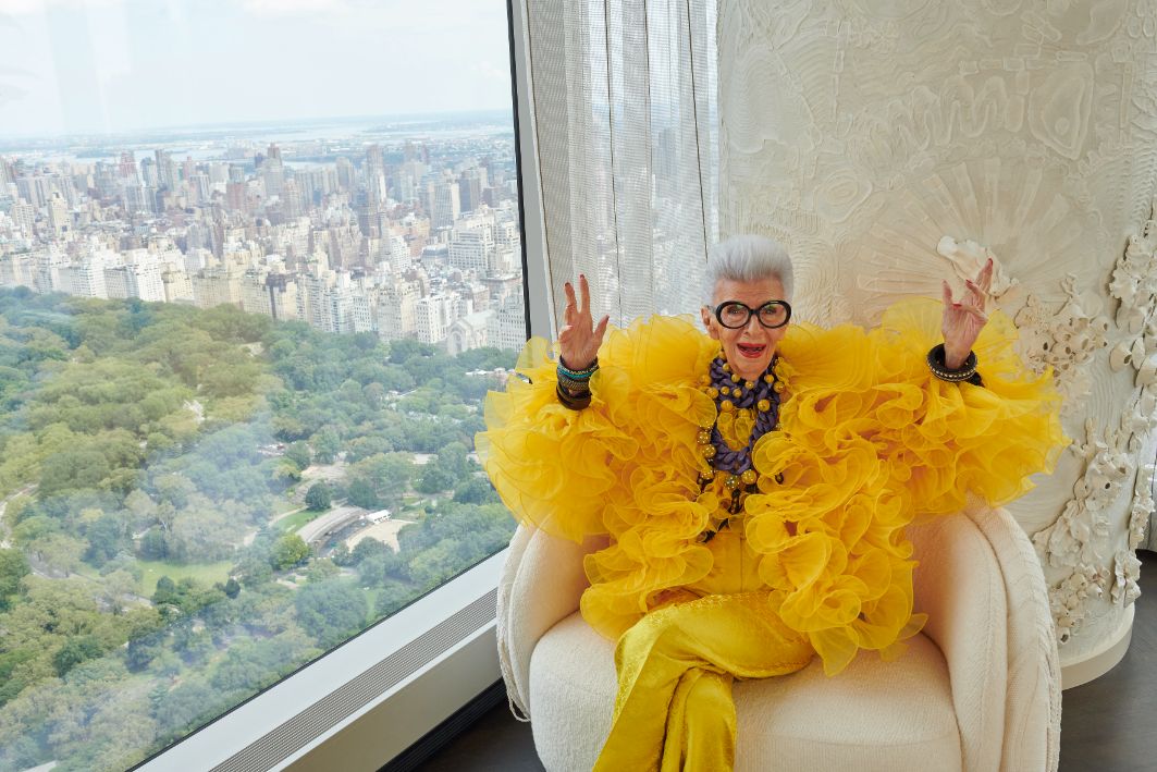 20210831 Harpers Bazaar Iris Apfel S01 0060 300dpi 2 1