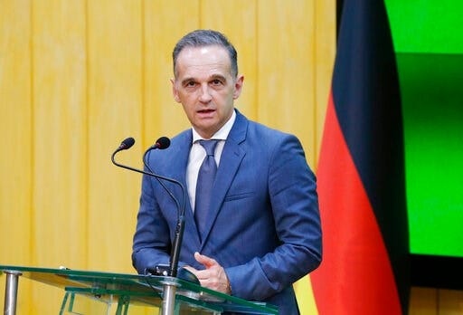 Duc Muon Mo Lai Dai Su Quan O Afghanistan Nhung Chang Co Cach Nao Dam Phan Voi Taliban