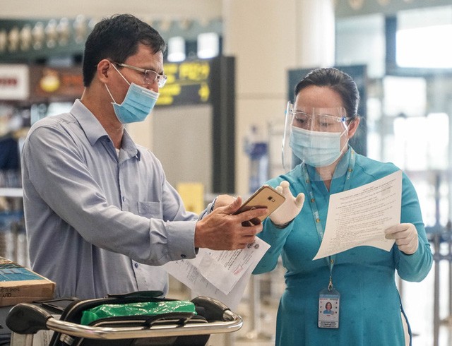 Covid 19 Toi 1810 Ccc