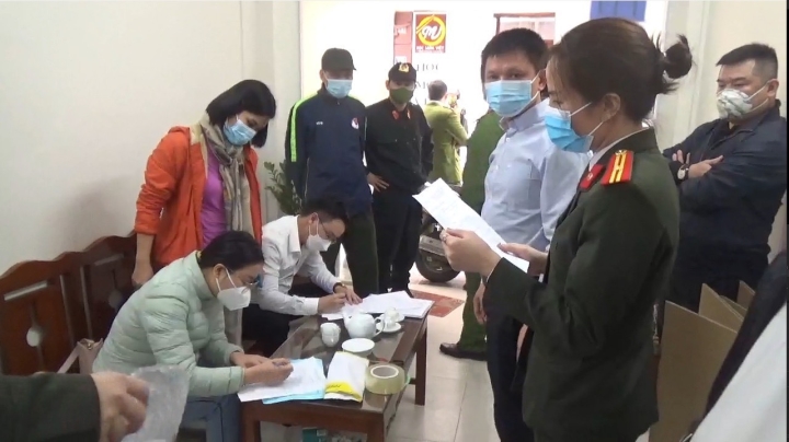 Mua Ban Hoa Don 15113019 1