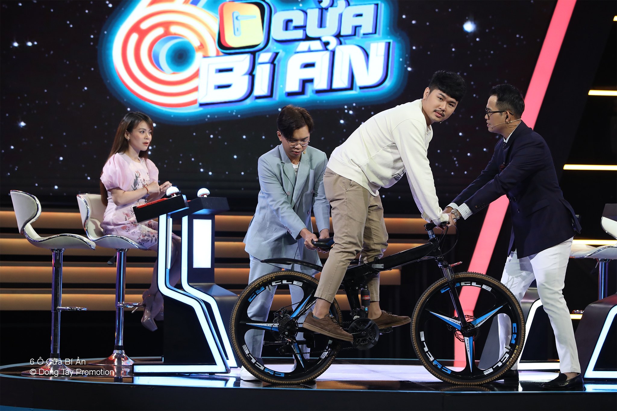 Quoc Khanh Ban Rap Cuc Chat Minh Du Tro Tai Lam Tho An Tuong Trong Gameshow 6 O Cua Bi An7 1
