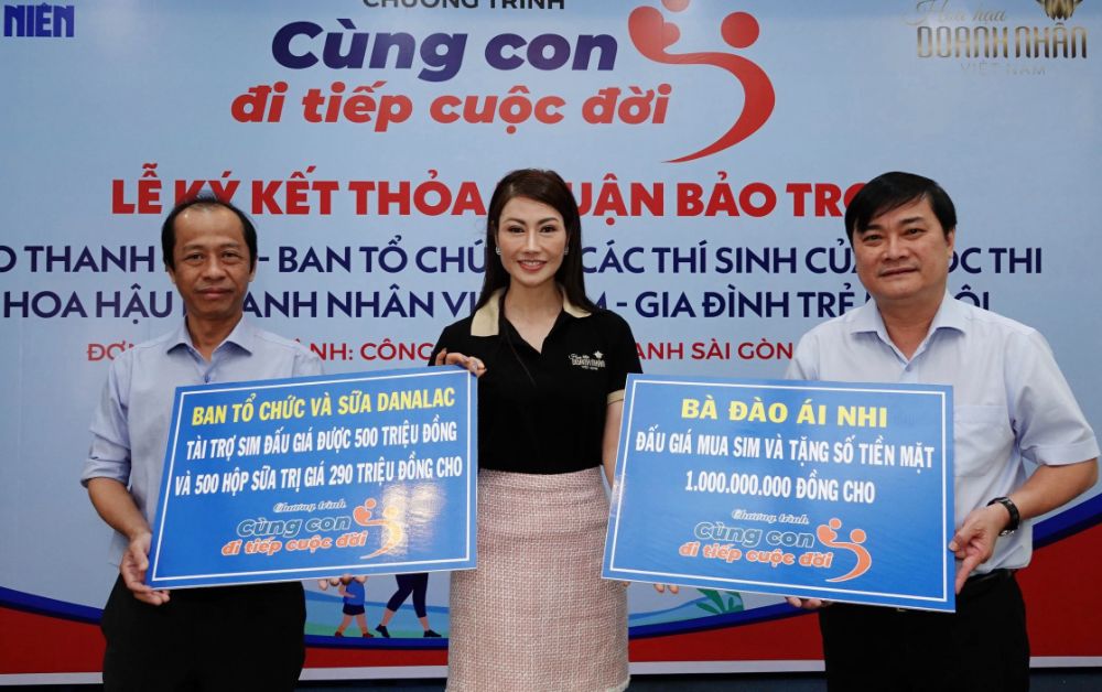 Hoa Hau Dao Ai Nhi Cung La Ng Dau Gia Thanh Cong Chiec Sim Dien Thoai Tri Gia 500 Ngan De Lam Tu Thien