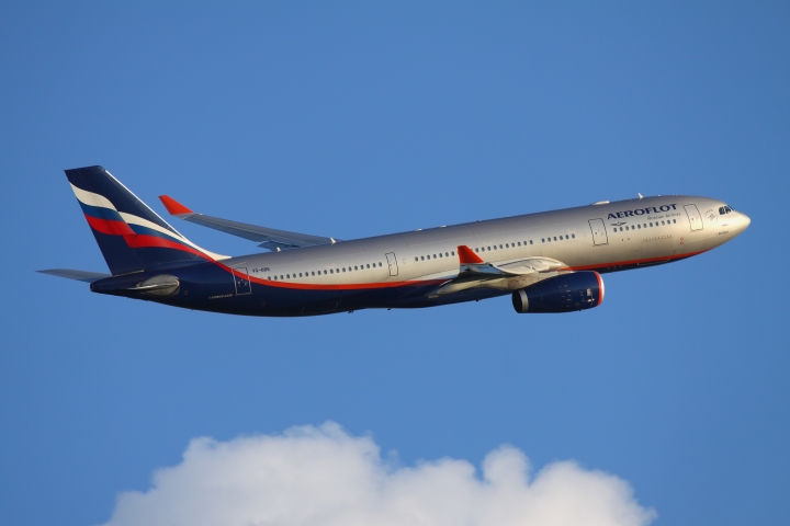 Aeroflotairbusa330kustov 06341748 1