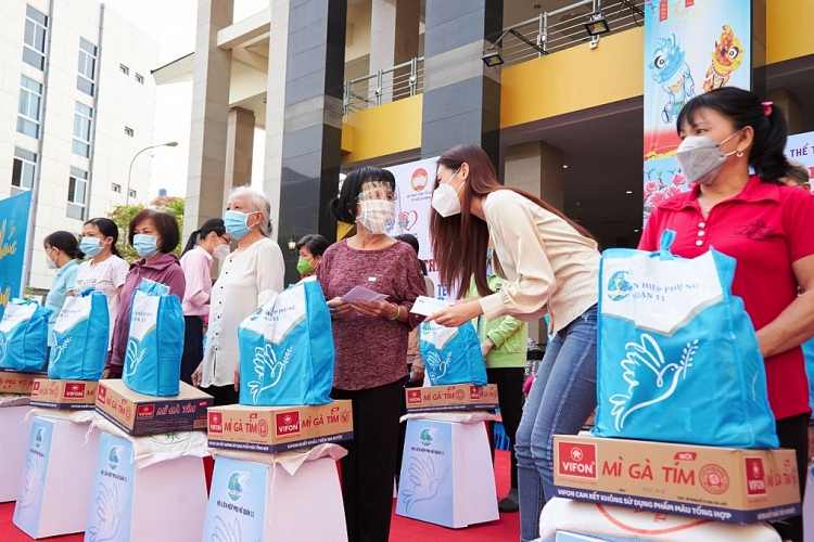 5026 Hoa Hau Khanh Van Hoi Lien Hiep Phu Nu Quan 1123