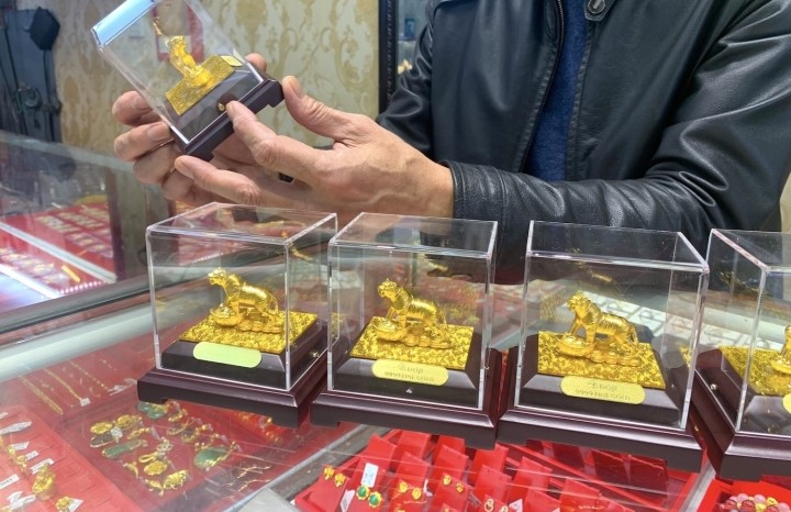 Vang Than Tai 00002 12543802