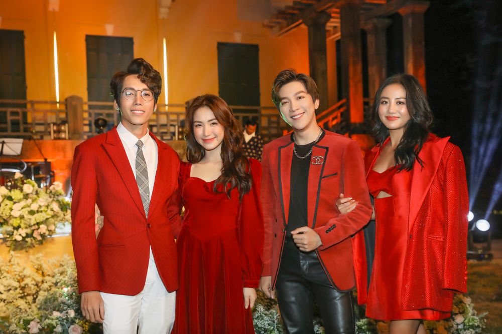 Dv Duong Thanh Vang Cs Hoa Minzy Cs Tang Phuc Cs Van Mai Huong