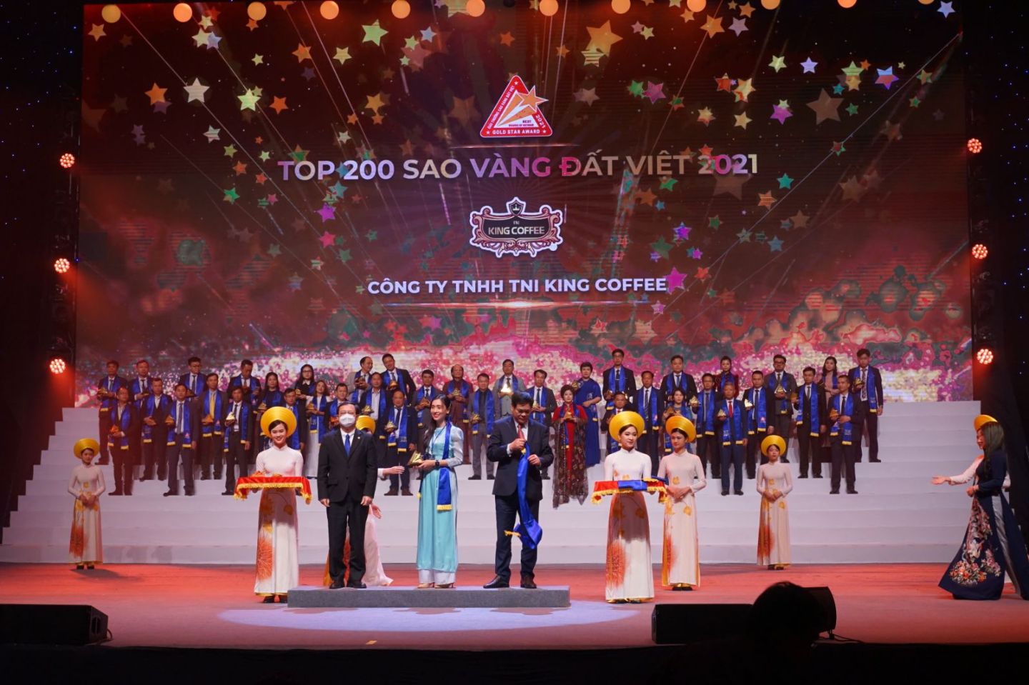 King Coffee Thuong Hieu Ca Phe Viet Nam Dat Giai Sao Vang Dat Viet 2021 2 1 1