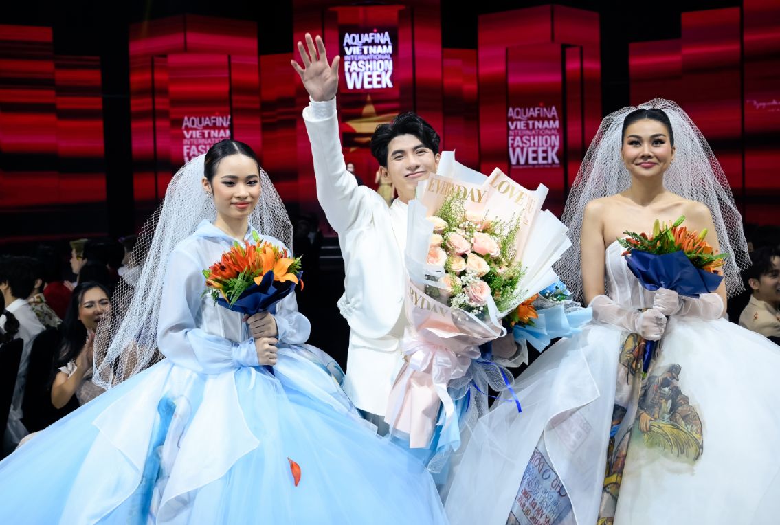 14. Ntk Nguyễn Minh Công Xúc Dộng Sau Màn Trình Diễn 1