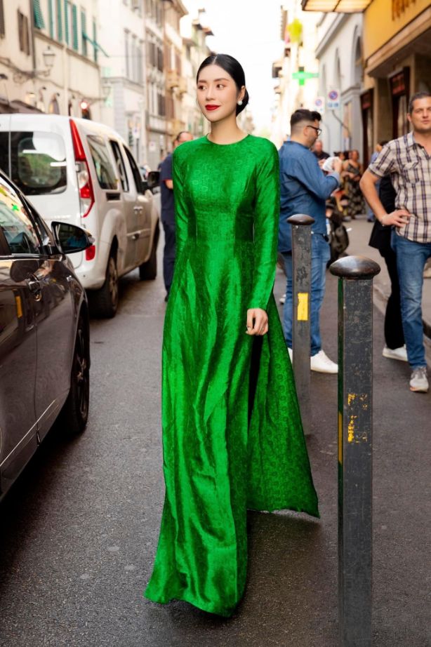 Z3451121425598 E7dea30927b32952ec42f86b09b2b994 (1)