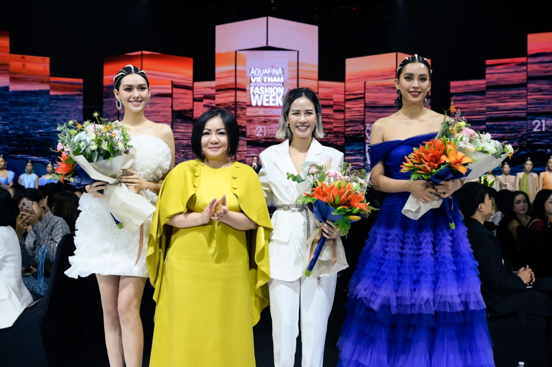 13. Thương Hiệu 21 Six Ra Mắt Bst Song Of The Sea Tại Aquafina Vietnam International Fashion Week