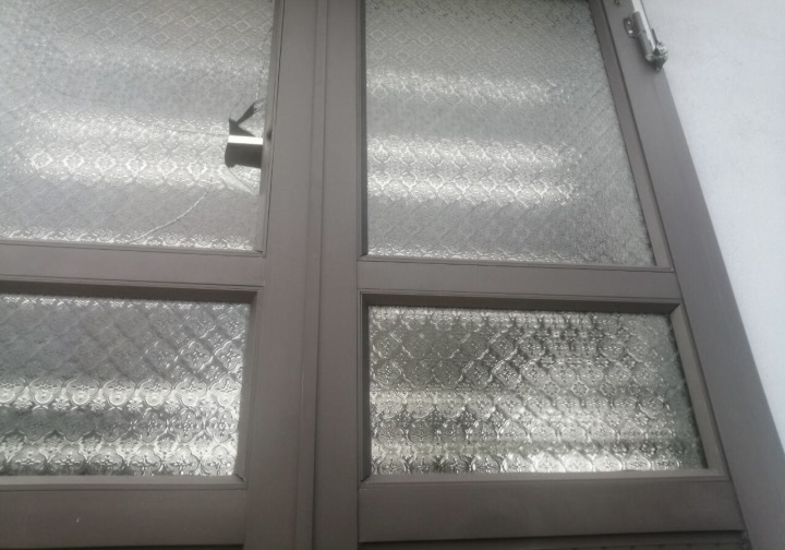 3con Do Dat Cang Ban Vao Nha Dan 10471066 1