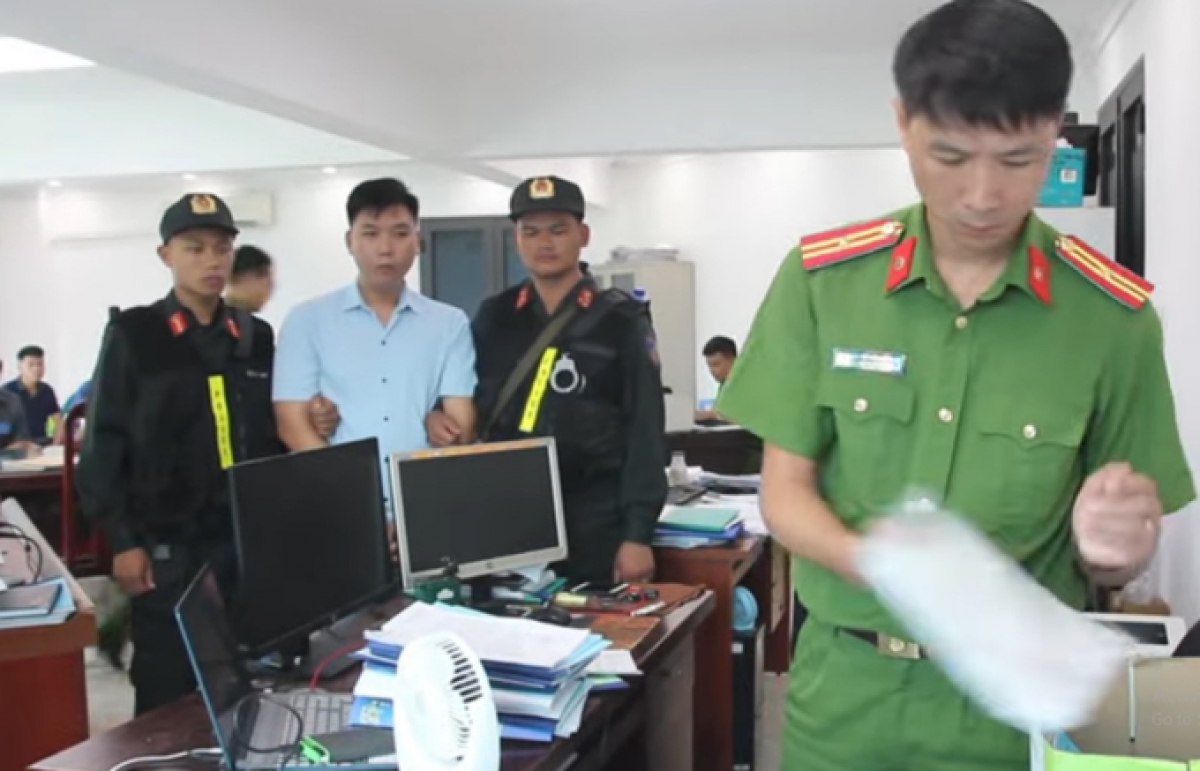 Luu Ban Nhap Tu Dong 242 2