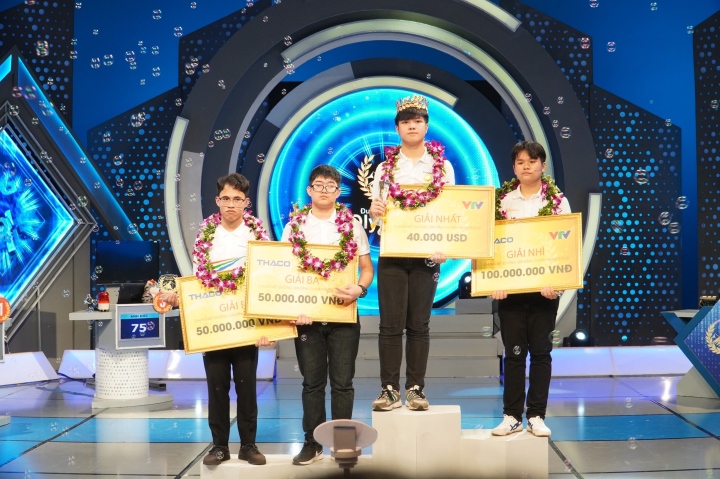 Nam Sinh Thai Binh Tro Thanh Quan Quan Duong Len Dinh Olympia Nam Thu 22 3