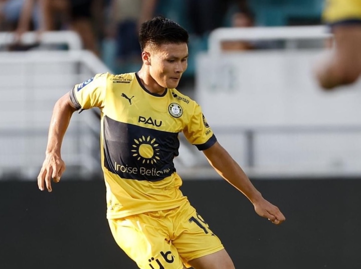 Quang Hai Ghi Ban Thang Dau Tien Tai Chau Au Giup Pau Fc Thoat Thua 1