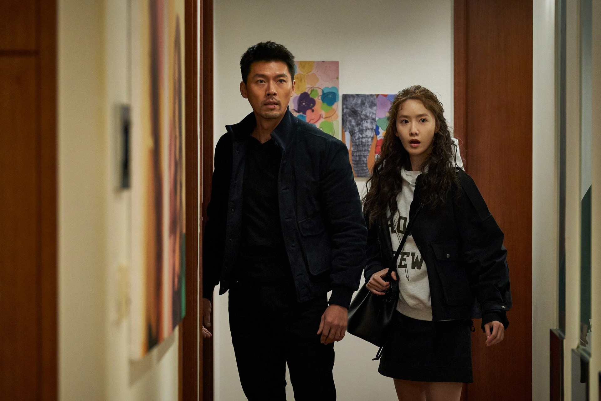 Yoon A Hoa Than Thanh Nu Diep Vien Cong Khai Tha Thinh Chong Nguoi Ta Hyun Bin 1