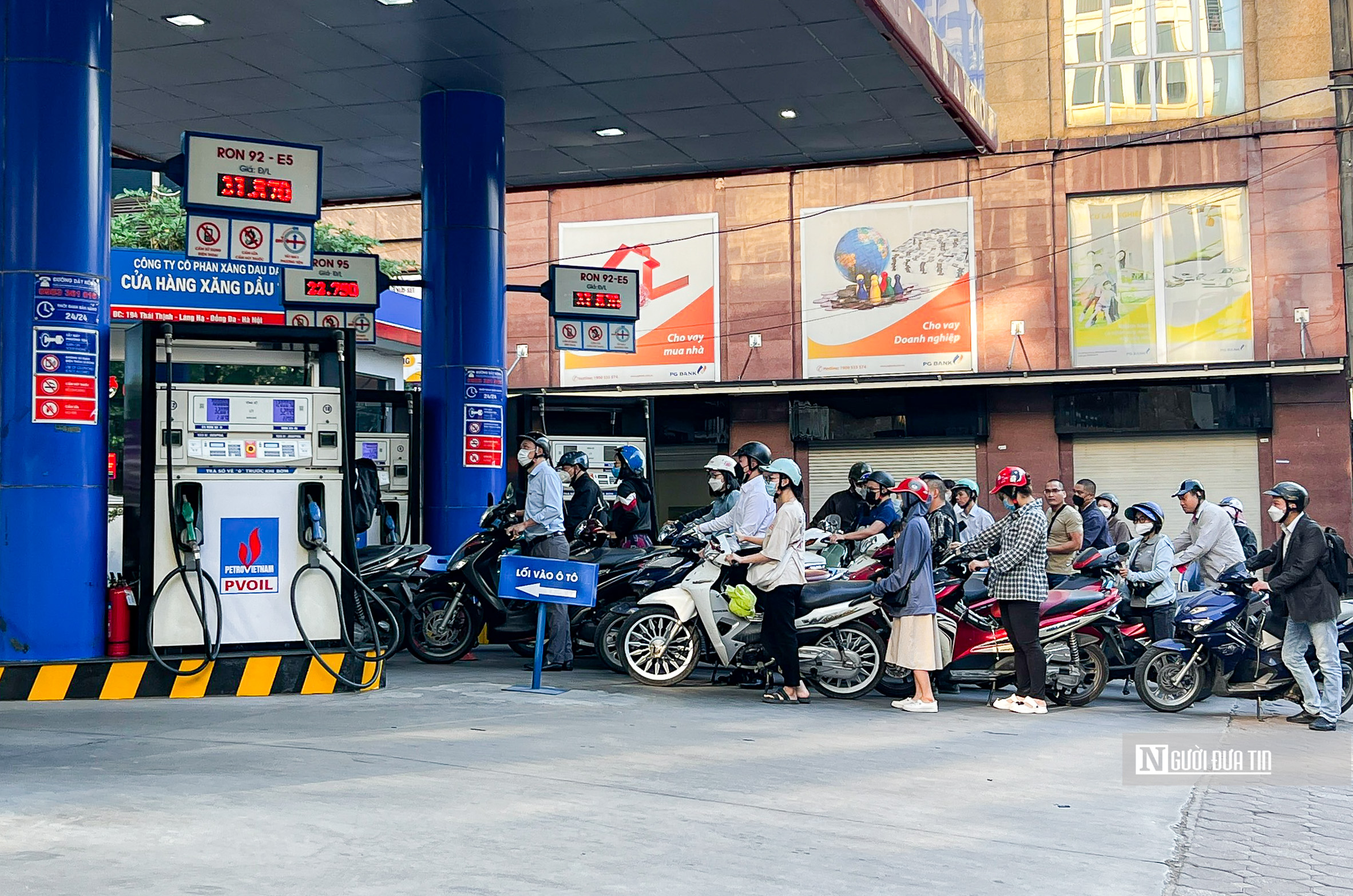 Dan Chat Vat Mua Xang Bo Cong Thuong Chi Dao Xu Nghiem Hanh Vi Gam Hang 2