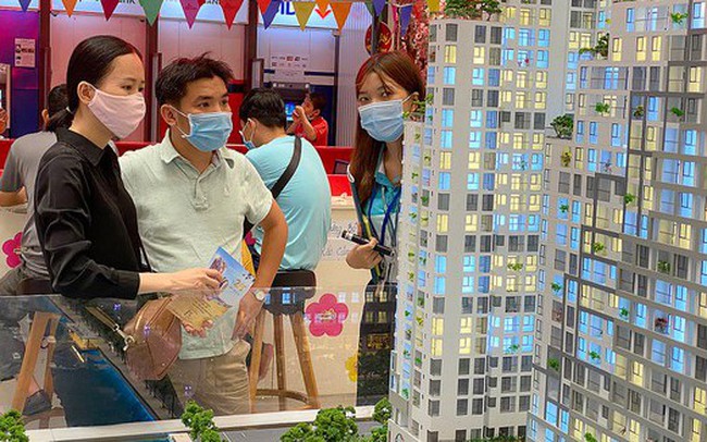 Khuc Cua Dinh Menh Cua Bds Tin Dung Het Room Trai Phieu Be Tac Vay Ngoai Lai Suat 20 30 1