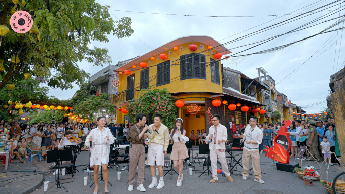 San Khau Doc Dao Cua Xhtdrlx2 Ngay Tai Nga Tu Pho Co Hoi An 3