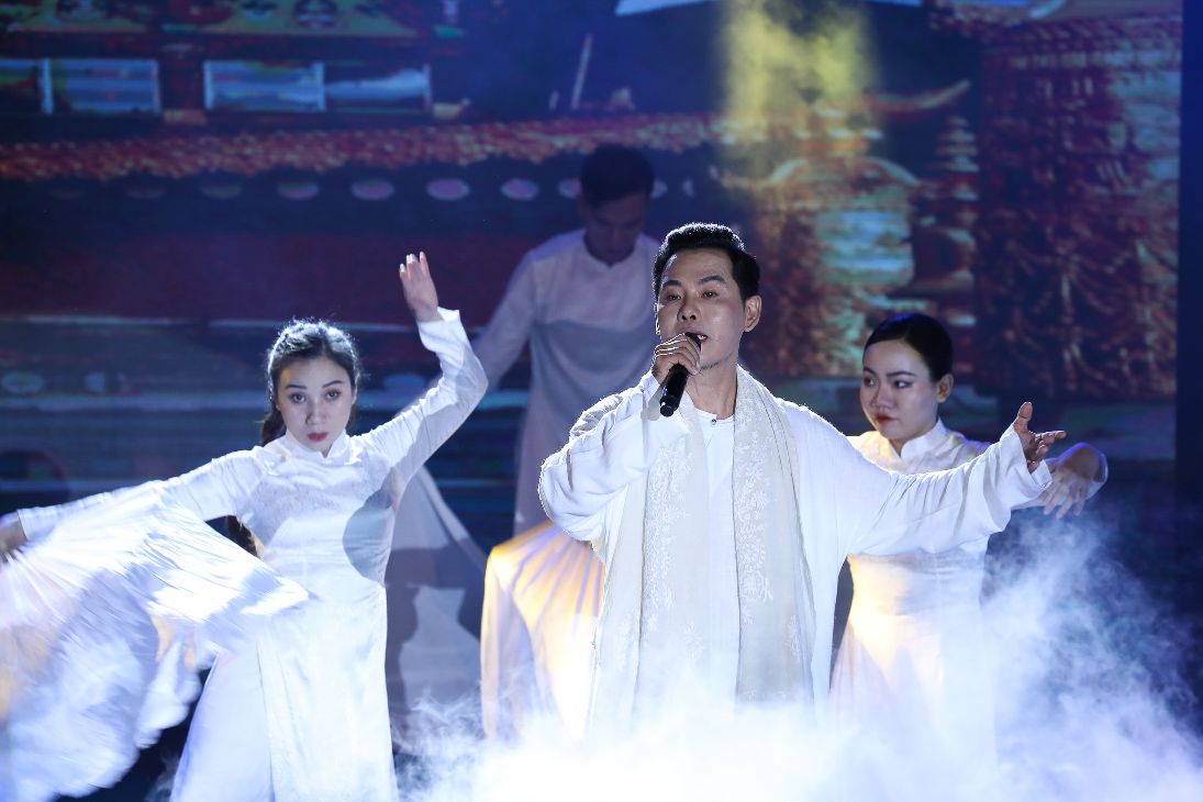 2. Nhac Si Ca Si Truong Kha 1