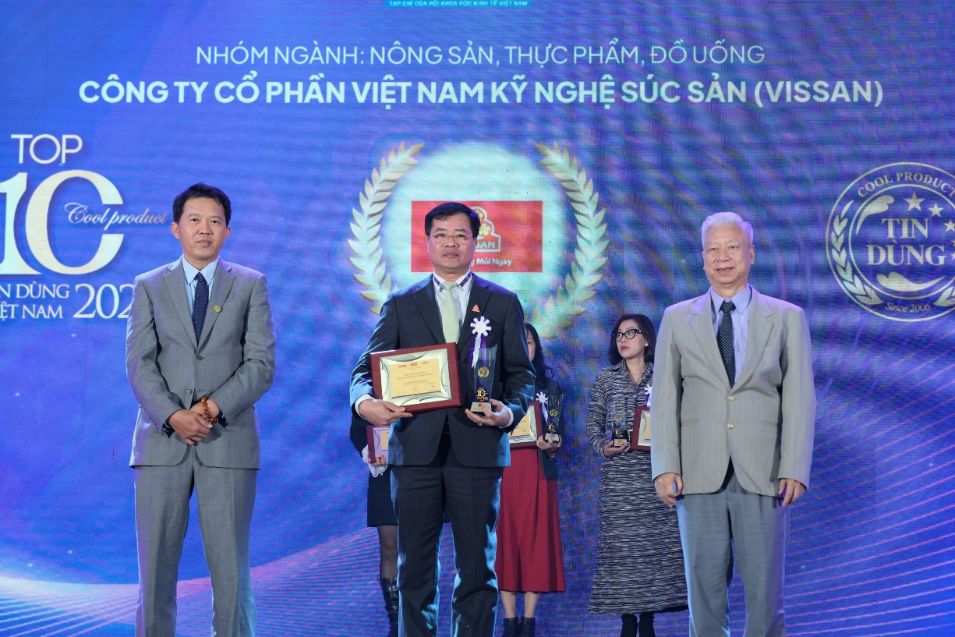Ong Nguyen Manh Hung Giam Doc Chi Nhanh Vissan Bac Ninh 1 2