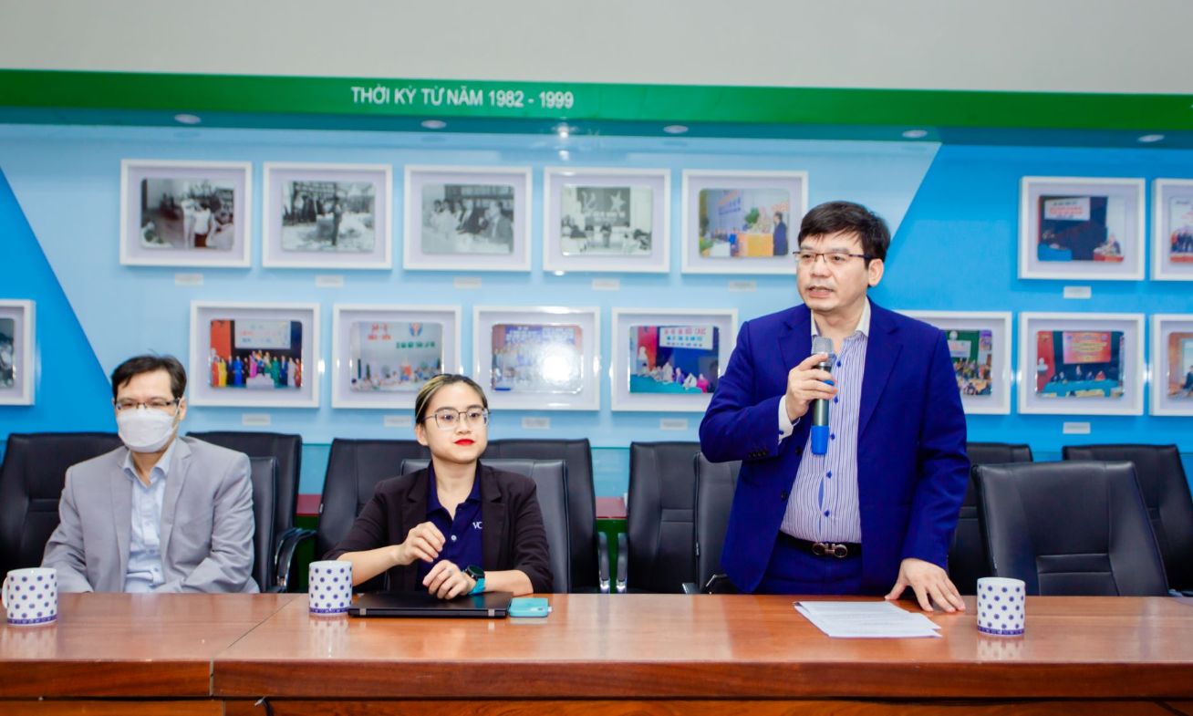 Ong Nguyen Nang Khieu Pho Truong Ban Chau My Lien Hiep Cac To Chuc Huu Nghi Viet Nam Phat Bieu Tai Su Kien 1