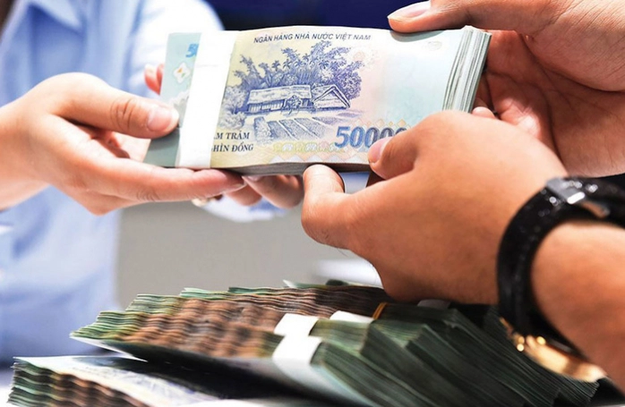 Cac Ngan Hang Thuong Mai Dong Loat Giam Lai Suat Huy Dong 1