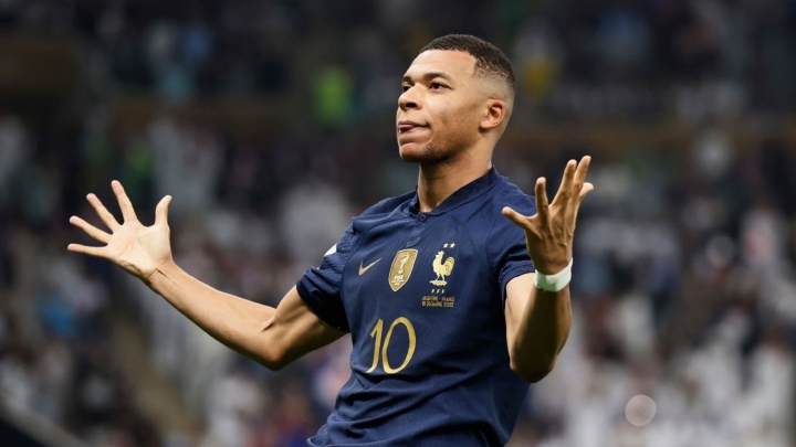 Mbappe Lap Ky Luc Tram Nam Co Mot Vuot Messi Gianh Giai Vua Pha Luoi World Cup 1