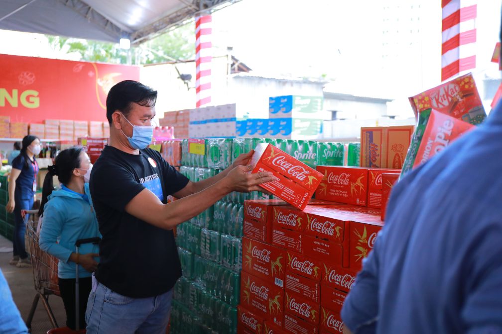 Gian Hàng Sản Phẩm Trong Chợ Tết 0 đồng 