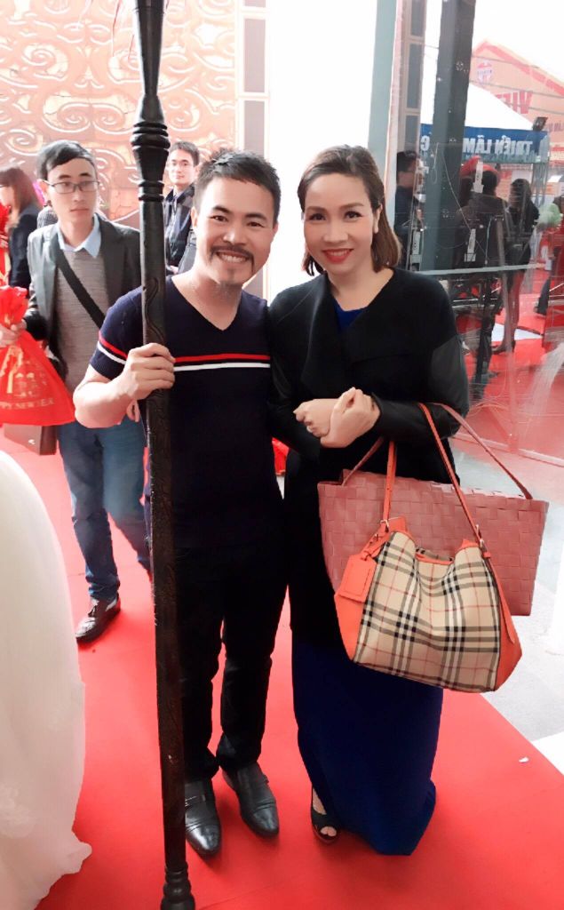 Hoa Nghiêm Mỹ Linh