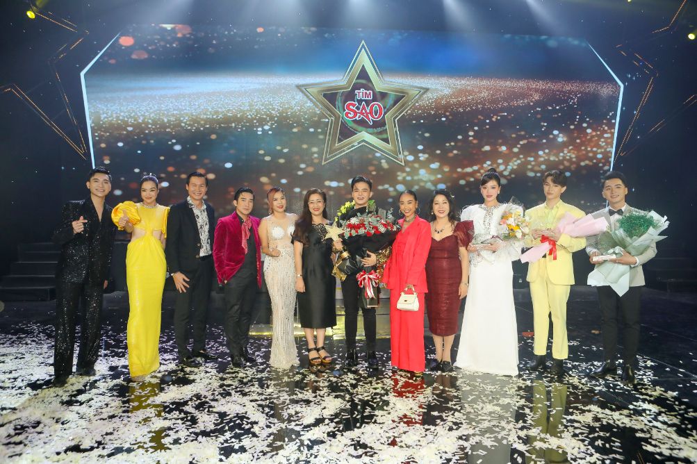 Mc Ban Giam Khao Top 4 2 1